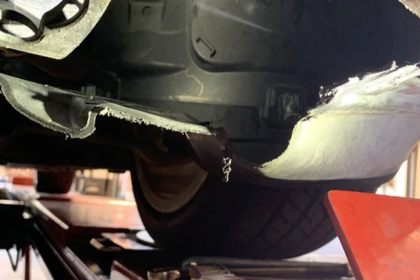 Universal Body & Repair Inc's Other Services Universal Body & Repair Inc's Other Services